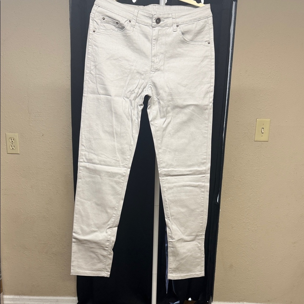 Women’s gray jeans size 33 waist 18